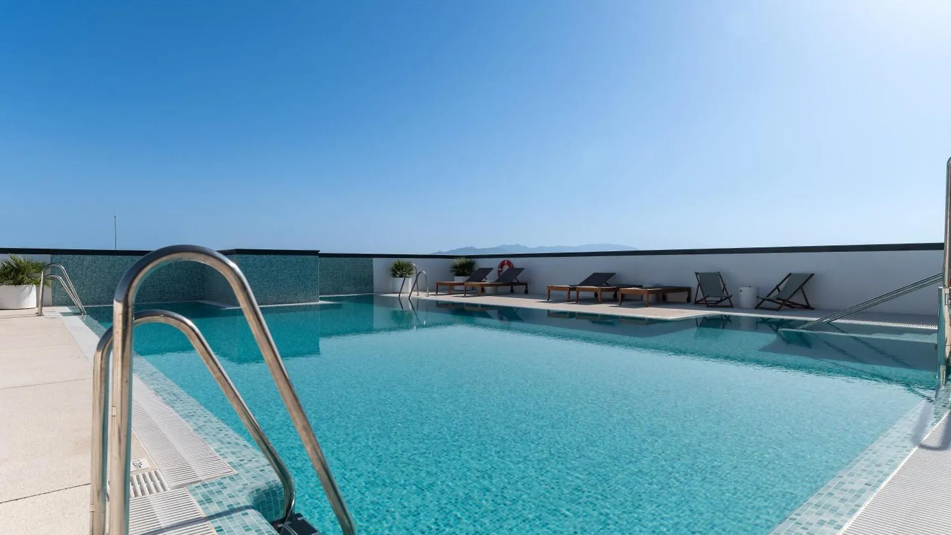 Apartament Xpce Urban 16 Malaga Skyline - Parking Free