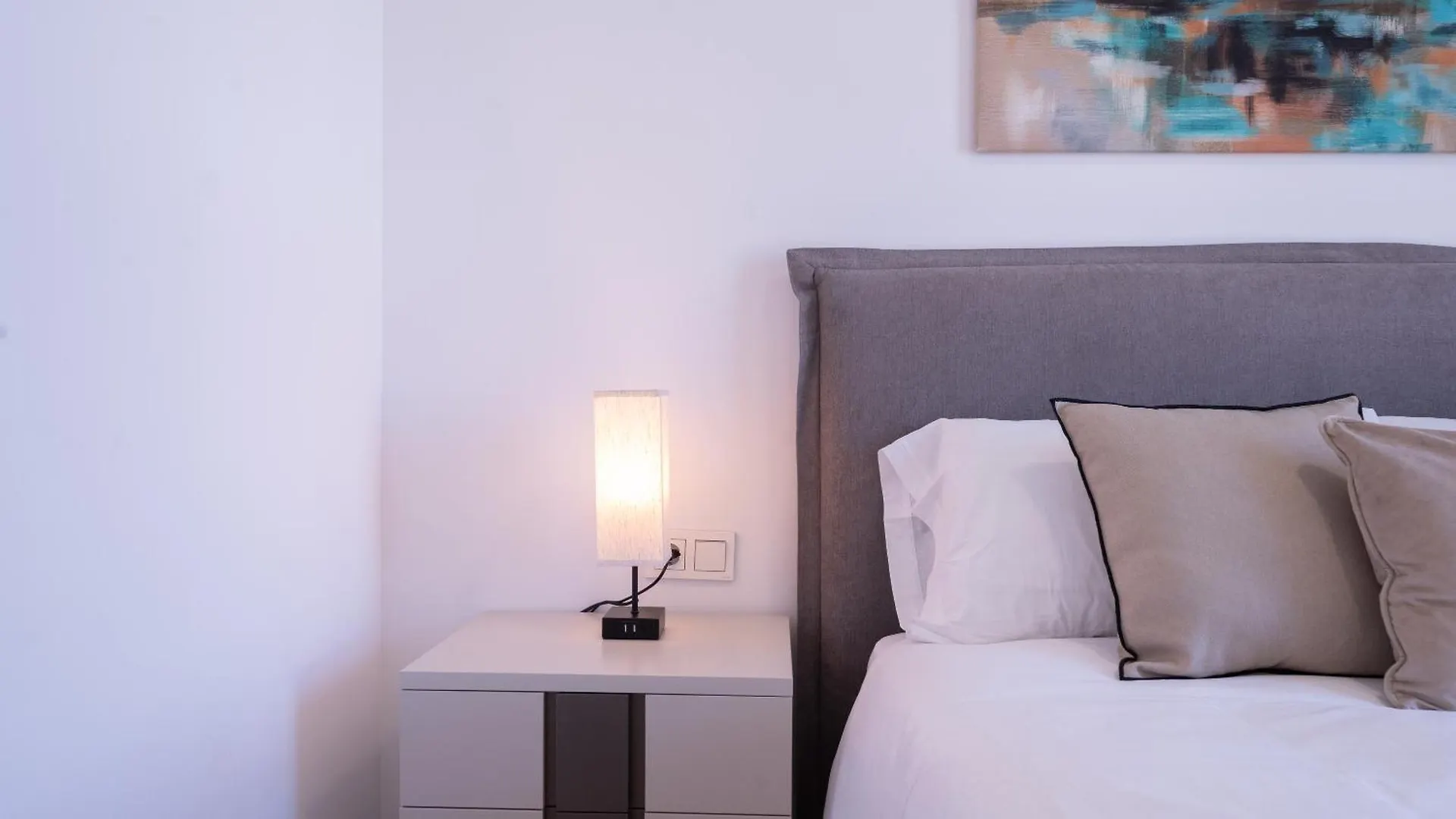 Apartament Xpce Urban 16 Malaga Skyline - Parking Free 0*,  Hiszpania